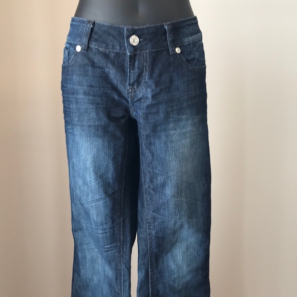 Buffalo David bottom Joan low rise denim. Stretch fair. Sexy dark wash. - Picture 3 of 11